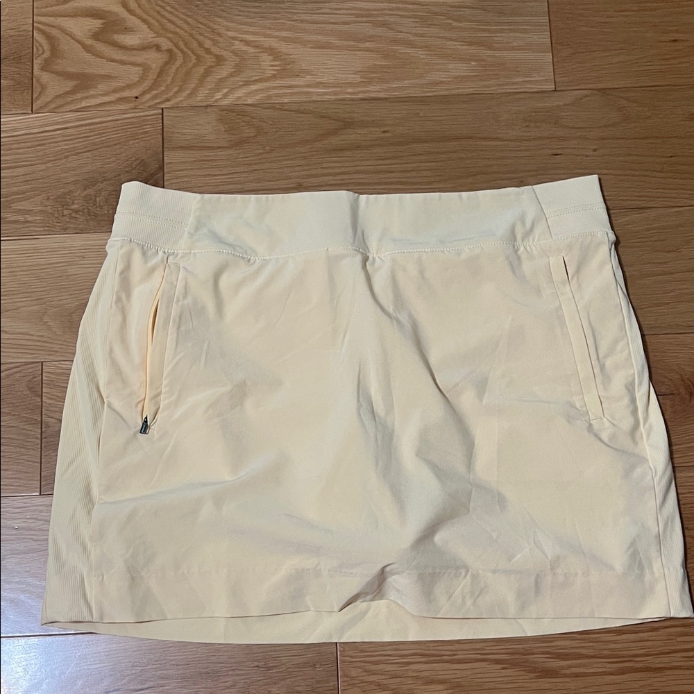 Athleta Light Yellow Skort with Pockets